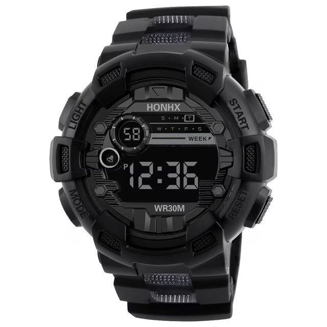 Reloj electrónico deportivos moderno con cuatro botones. Para hombre