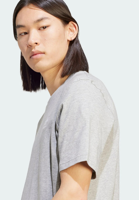 Camiseta adidas estampada para hombre - gris