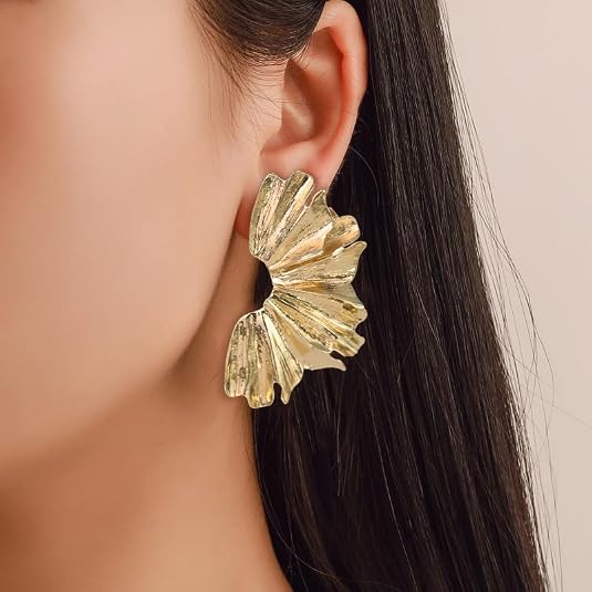 Aretes de oro con flores escultóricas para mujer