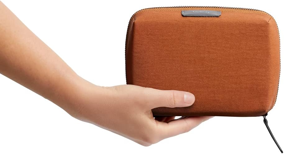 Bellroy Tech Kit Compact (organizador de accesorios de tecnología, bolsa con cremallera) - Bronce