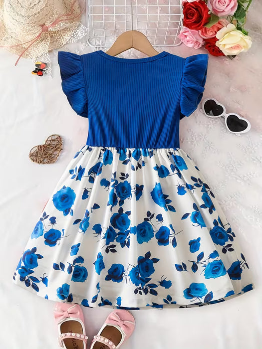 Vestido de moda para niña con patchwork floral de rosas y mangas con volantes