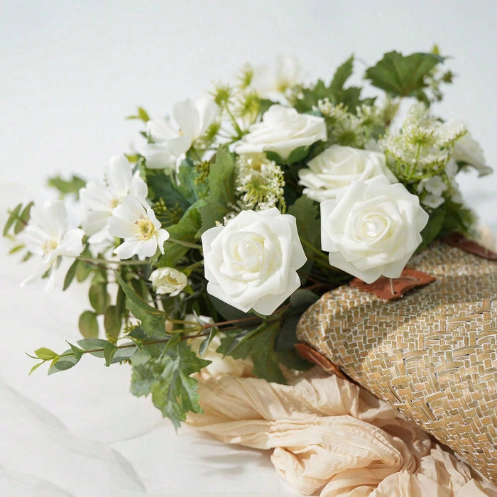 5pcs Flores de rosa artificiales blancas con tallos y 6 hojas, rosas falsas realistas - Quierox - Tienda Online