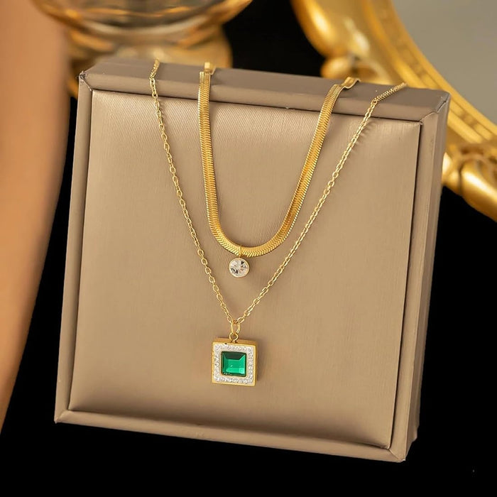 Collar Para Mujer Con Colgante De Acero Titanio Con Diamantes De Imitación En Diseño De Corona