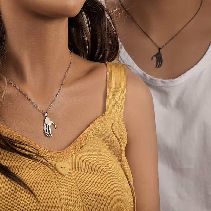 2pcs Collar Versátil Simple, Coincidencia de Pareja, Collar De Amor De Mano De Esqueleto