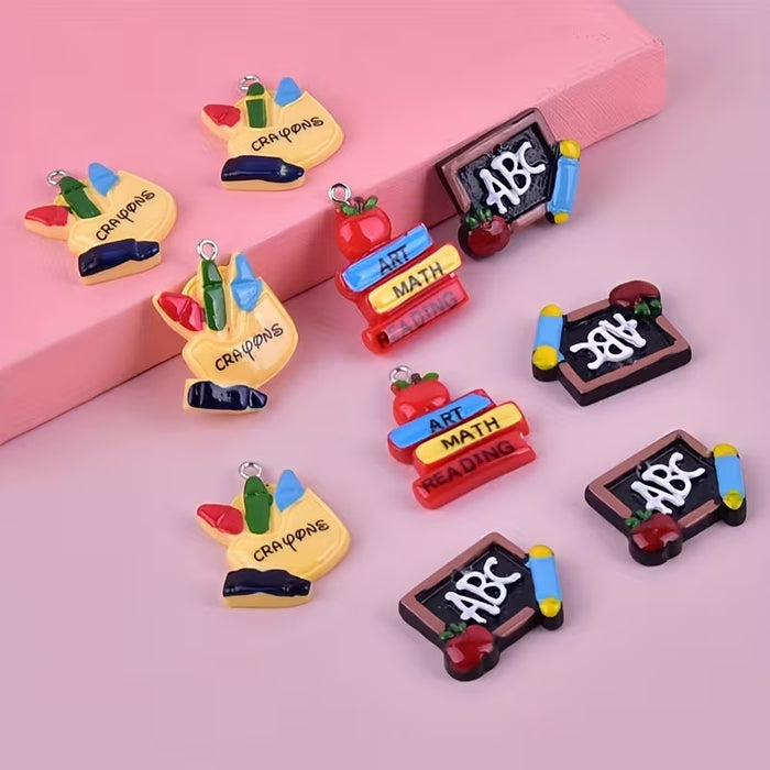 10 Piezas Temporada De Graduación Creativo Lote Mixto Encantos Moda Para Collar Pulsera Pendientes Llavero