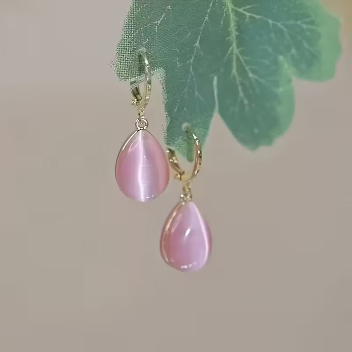 Aretes Elegantes Minimalistas para Mujer - Forma Ovalada y Lágrima en Rosa Suave