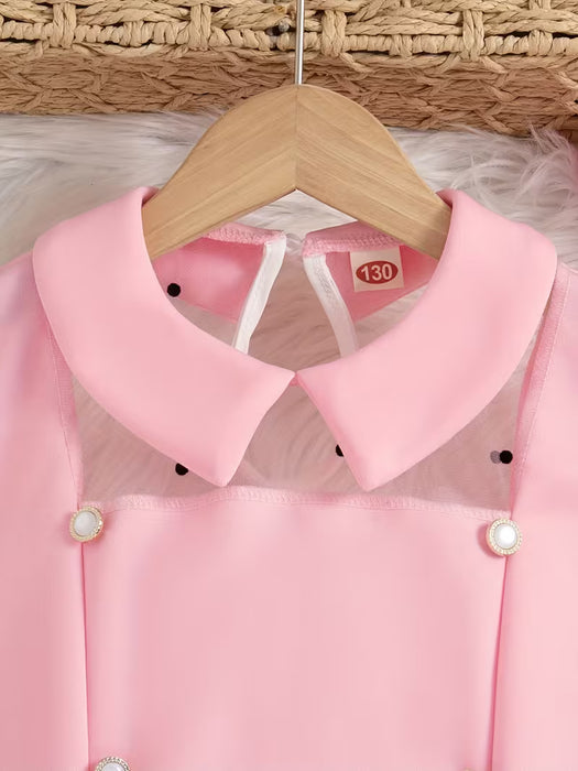 Un elegante vestido de manga larga para niñas, cuello y combinación de malla