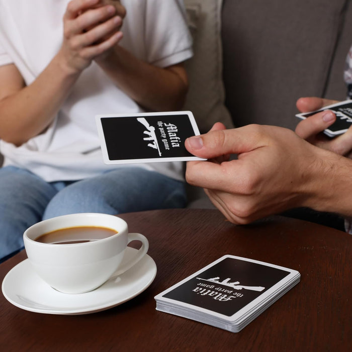 Apostrophe Games Mafia The Party Game, Juego de Cartas de Farol y Engaño