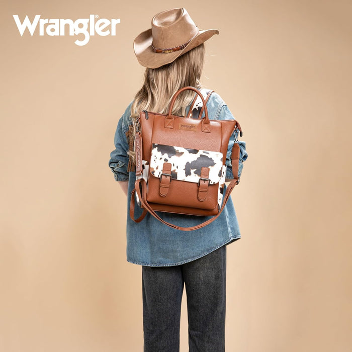 Wrangler, Mochila para mujer, bolsa de hombro convertible mediana con correa para viajes