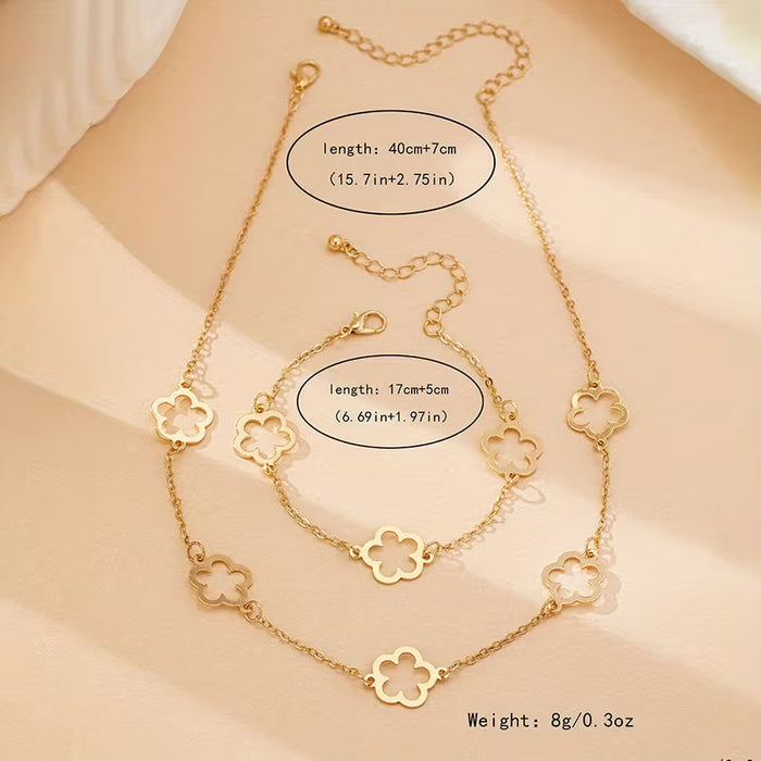 Collar y pulsera de trébol hueco para mujer