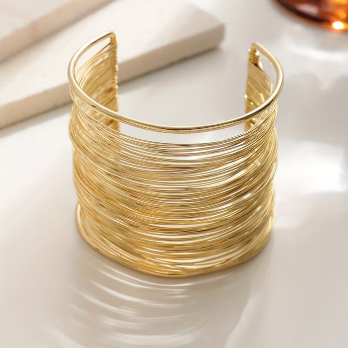 Pulsera abierta de metal multicapa con un lujoso estilo europeo y americano