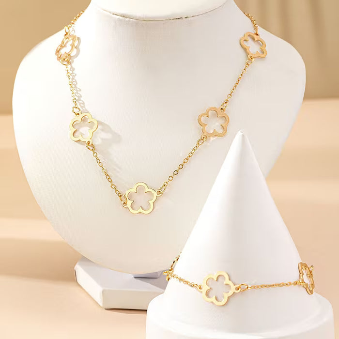 Collar y pulsera de trébol hueco para mujer