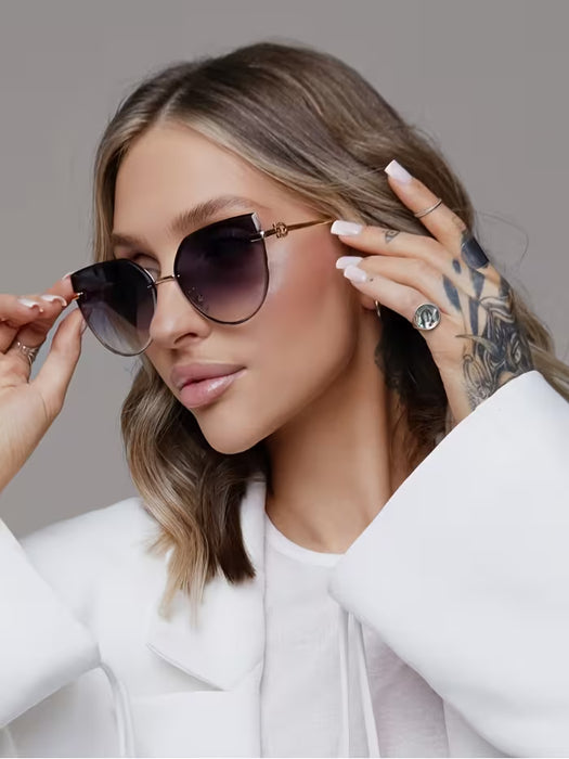 SHEIN Gafas de Moda Grises Degradadas para Mujer con Monturas Redondas y Detalles Metálicos
