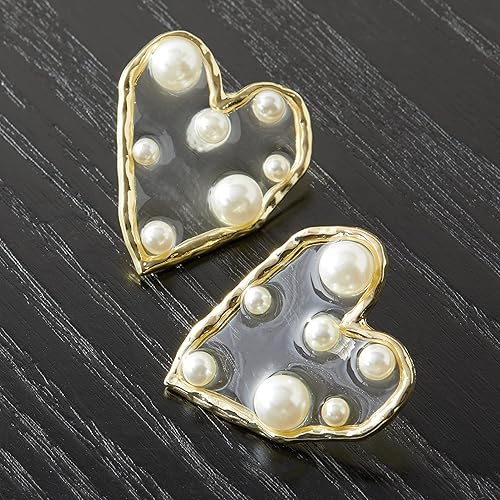 1 par Pendientes de corazón claro de perlas blancas