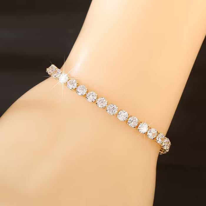 Una pulsera ajustable de 3 mm, elegante y lujosa, con un diseño minimalista