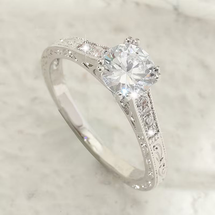 Anillo de moda para mujer con diseño estampado, redondo, de boda, de circonita sintética blanca