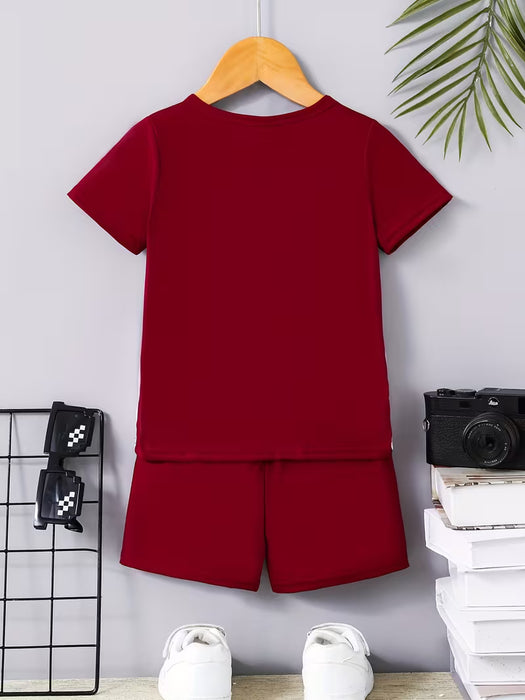 Conjunto de camiseta de manga corta y con shorts, para niño con estampado de letras