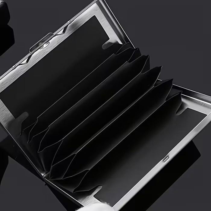 Un tarjetero de acero inoxidable es el regalo perfecto para papá. Este elegante tarjetero