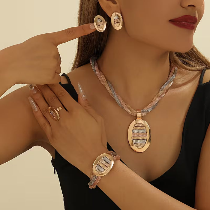 Un conjunto de 5 piezas que incluye aretes, una collar, una pulsera y un anillo
