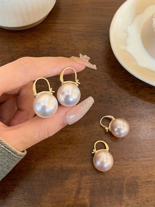 Pendientes de gancho con estilo y un toque de alta gama