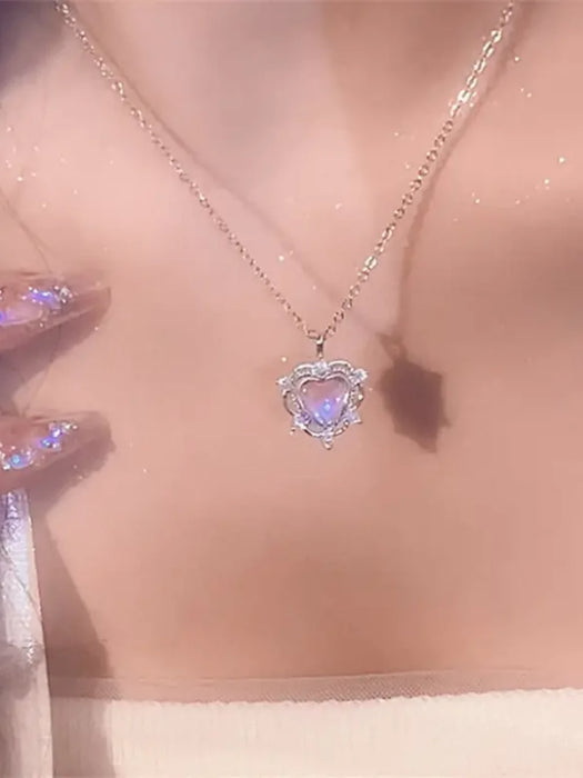 SHEIN Un collar de lujo ligero de alta gama de acero de titanio