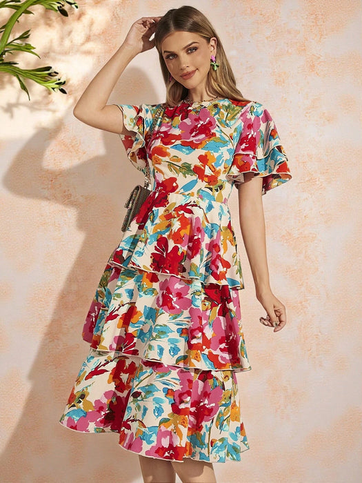 Amorya Vestido escalonado con volantes y estampado floral colorido para mujer
