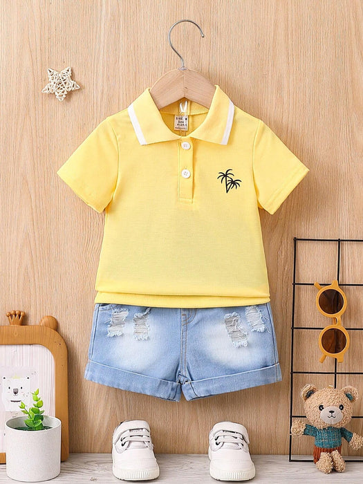 Shein Camisa estampada de manga corta con botones delanteros y pantalones cortos desgastados