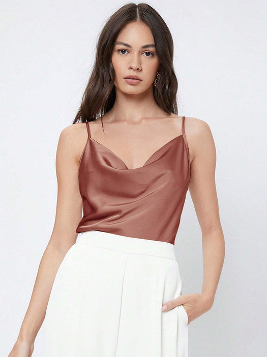 SHEIN BizChic Camiseta de tirantes de satén de color liso para mujer