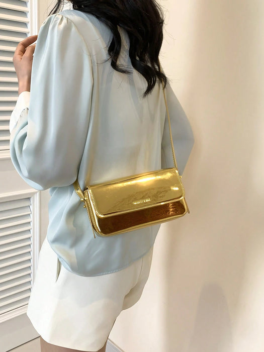 SHEIN Bolso cuadrado mini patentado en color limpio, elegante, moderno