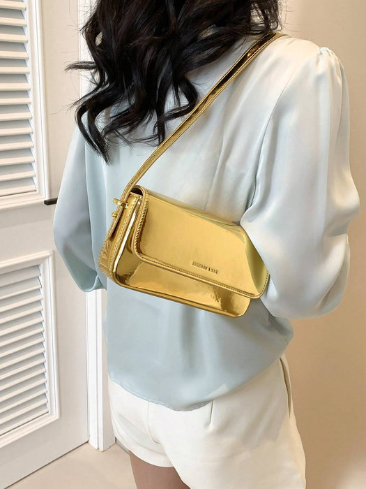 SHEIN Bolso cuadrado mini patentado en color limpio, elegante, moderno