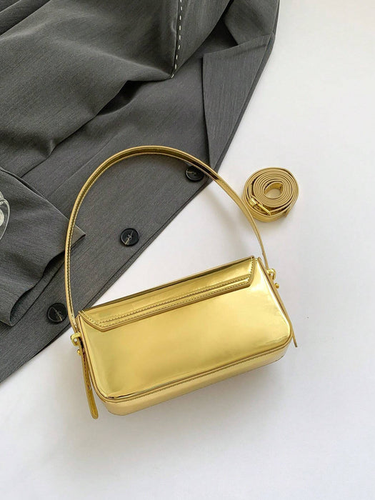 SHEIN Bolso cuadrado mini patentado en color limpio, elegante, moderno