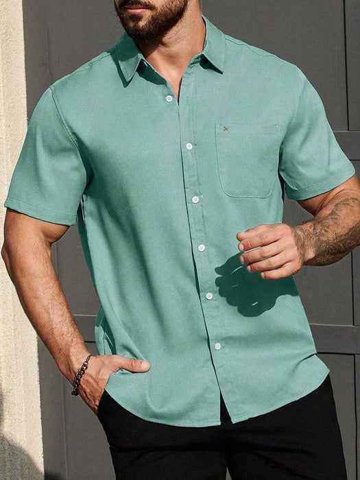 SHEIN Camisa de manga corta casual de color liso con bolsillo para hombres