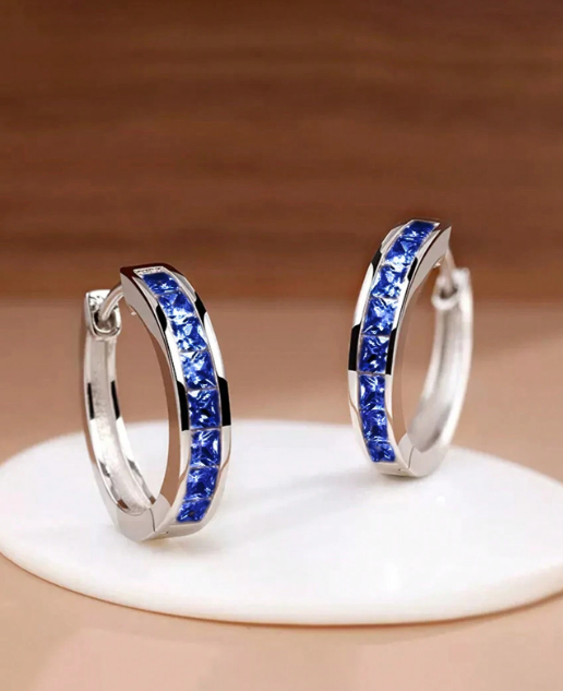 Shein 1 par de preciosos pendientes de aro con circonitas cúbicas
