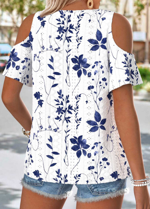 Camiseta blanca sin lavar con estampado floral que cubre el abdomen