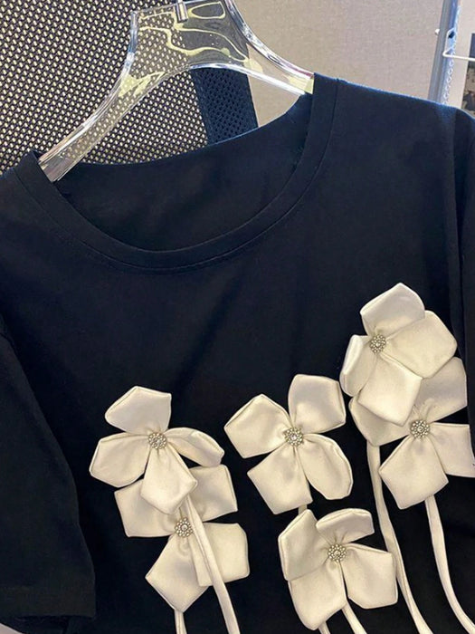 SHEIN Chiquease Camiseta casual de manga corta para mujer con flor estéreo
