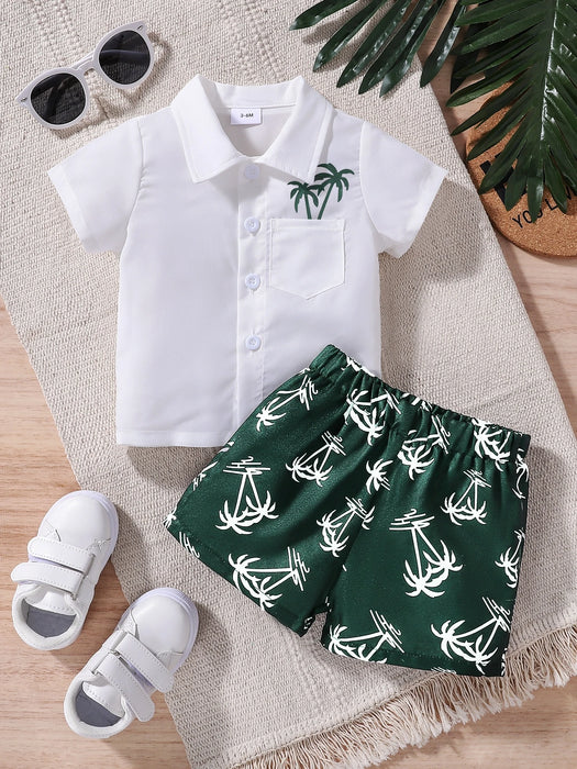 SHEIN Conjunto para bebé con estampado de árboles de coco de camisa y pantalón corto