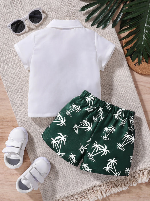 SHEIN Conjunto para bebé con estampado de árboles de coco de camisa y pantalón corto