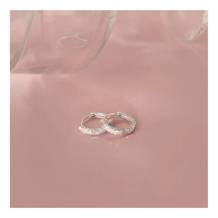 Par de aros de oreja esmerilado para mujer