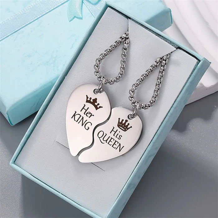 2 Collar con colgante de corazón para parejas King & Queen