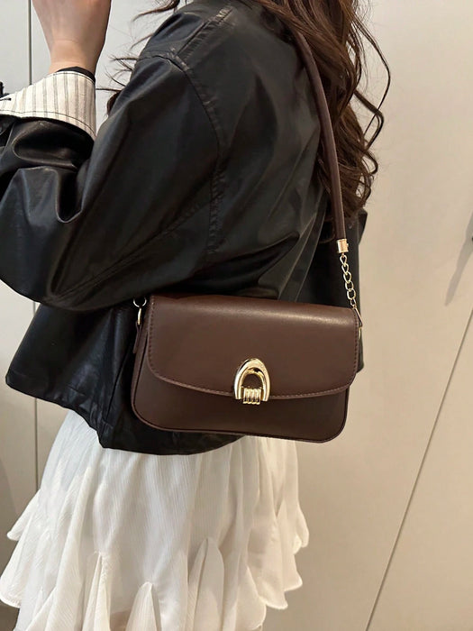 SHEIN Bolso de hombro multifuncional de moda con decoración metálica de color sólido