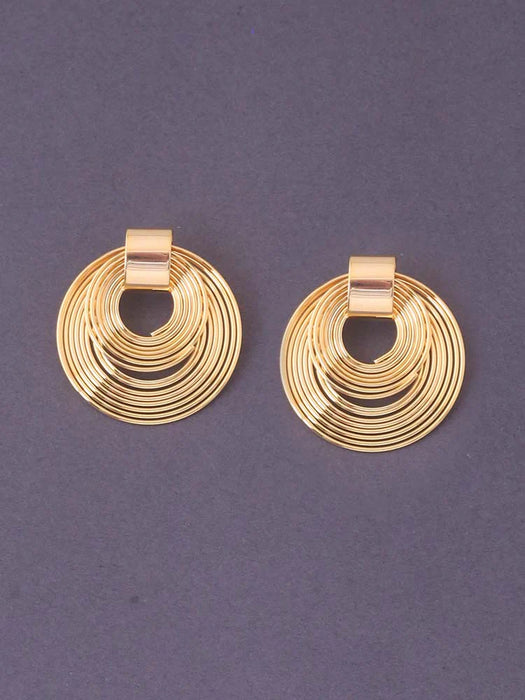 Pendientes redondos dorados de aritos laminados