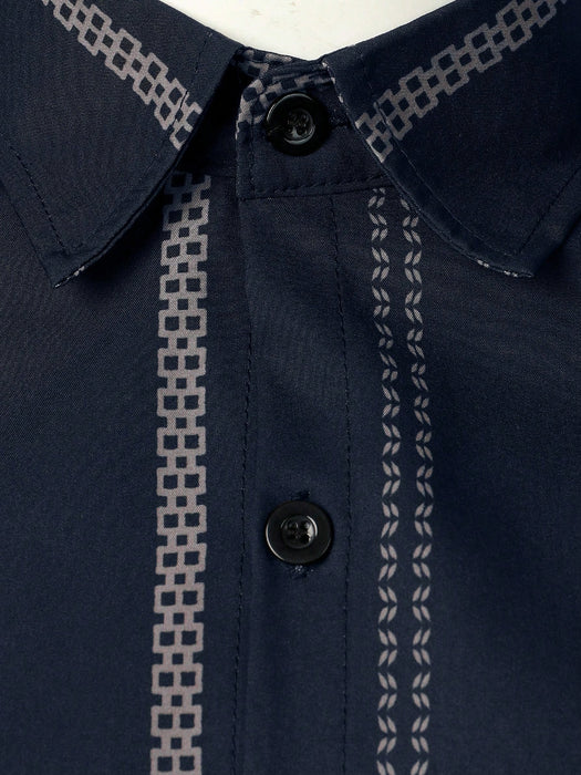 Shein Polo ligero de rayas geométricas para hombre, estilo casual de negocios