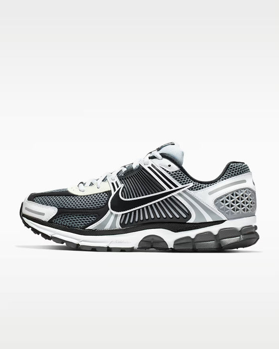 Nike Zoom Vomero 5 SE SP