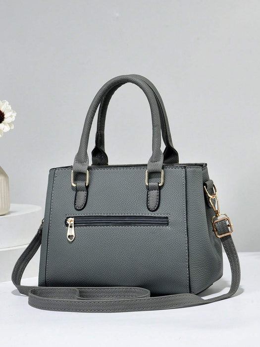 SHEIN Bolsa casual de hombro con colgante de pompón, para mujeres