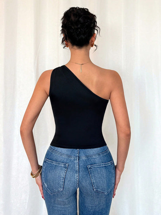 SHEIN Top negro sin mangas con un solo hombro y pliegues metálicos para mujer de Rafferiza.
