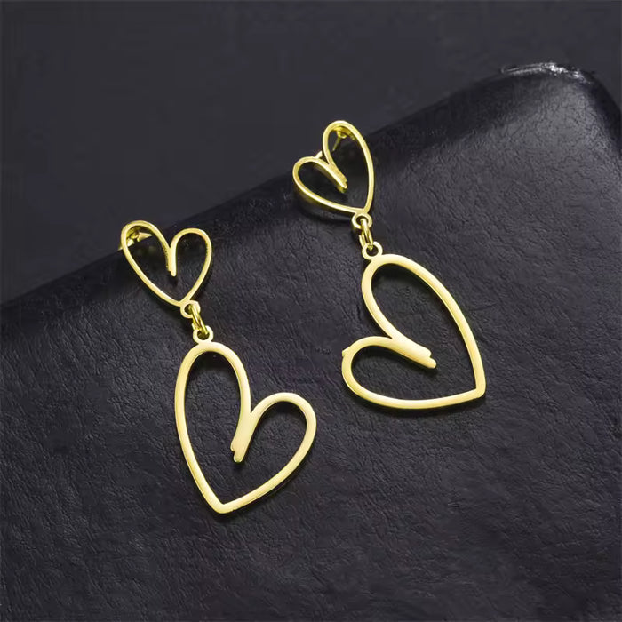 Pendientes de aro de acero inoxidable con dos corazones