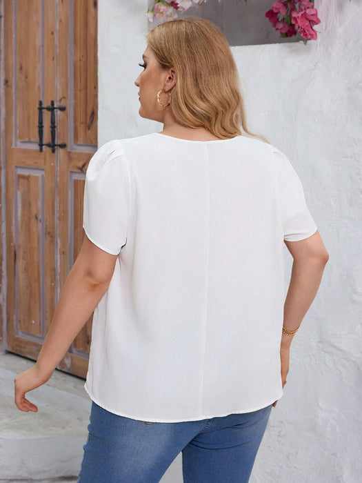 SHEIN Clasi Camisa de manga corta plisada, sencilla y versátil  unicolor para mujer