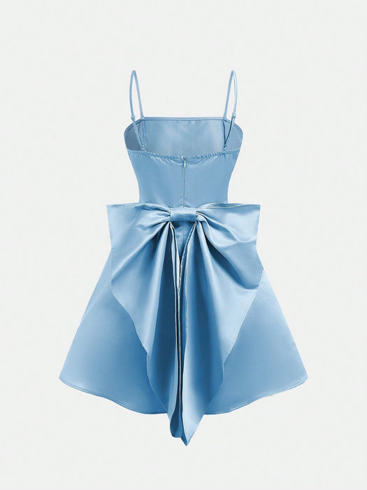 SHEIN Girlism Vestido de graduación informal de satén tejido de color liso sin espalda