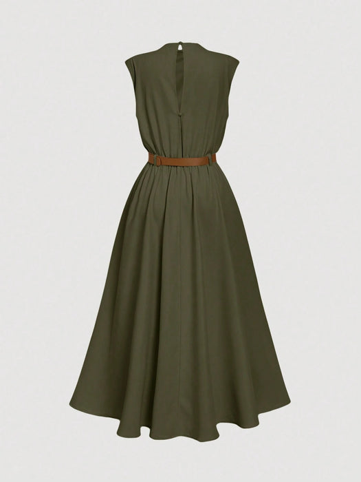 SHEIN MOD Vestido sin mangas de color liso para mujer con cinturón