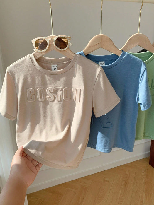 SHEIN 4 camisetas de manga corta con estampado de letras en relieve para niños